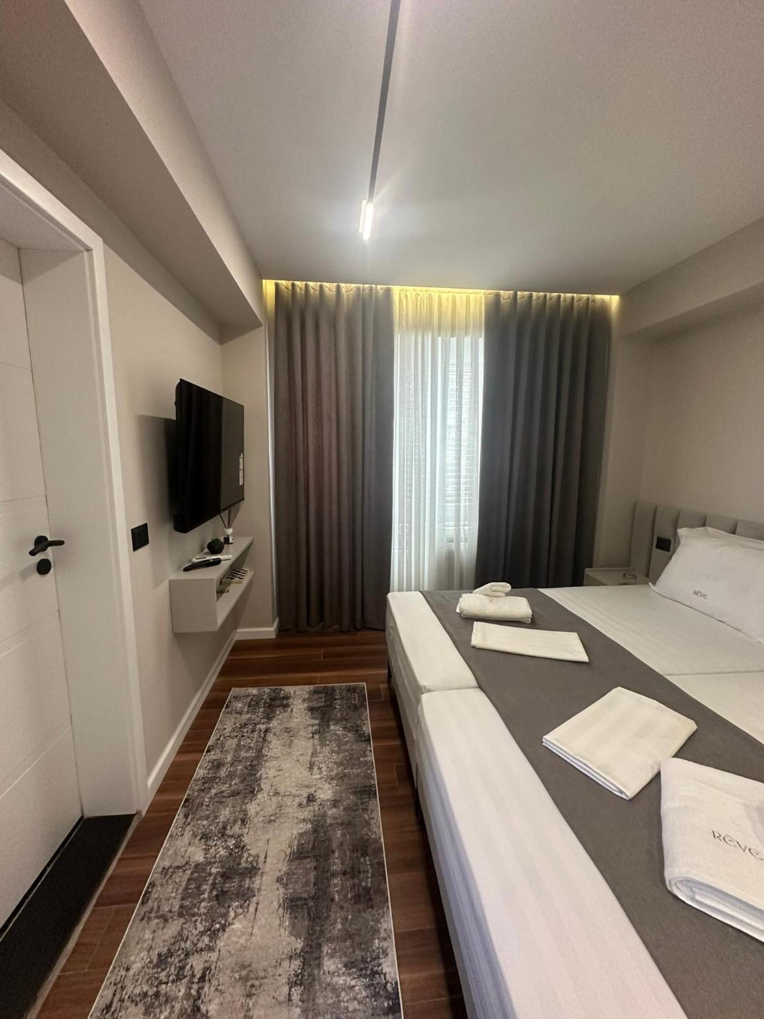 Reve Apartamento Tirana